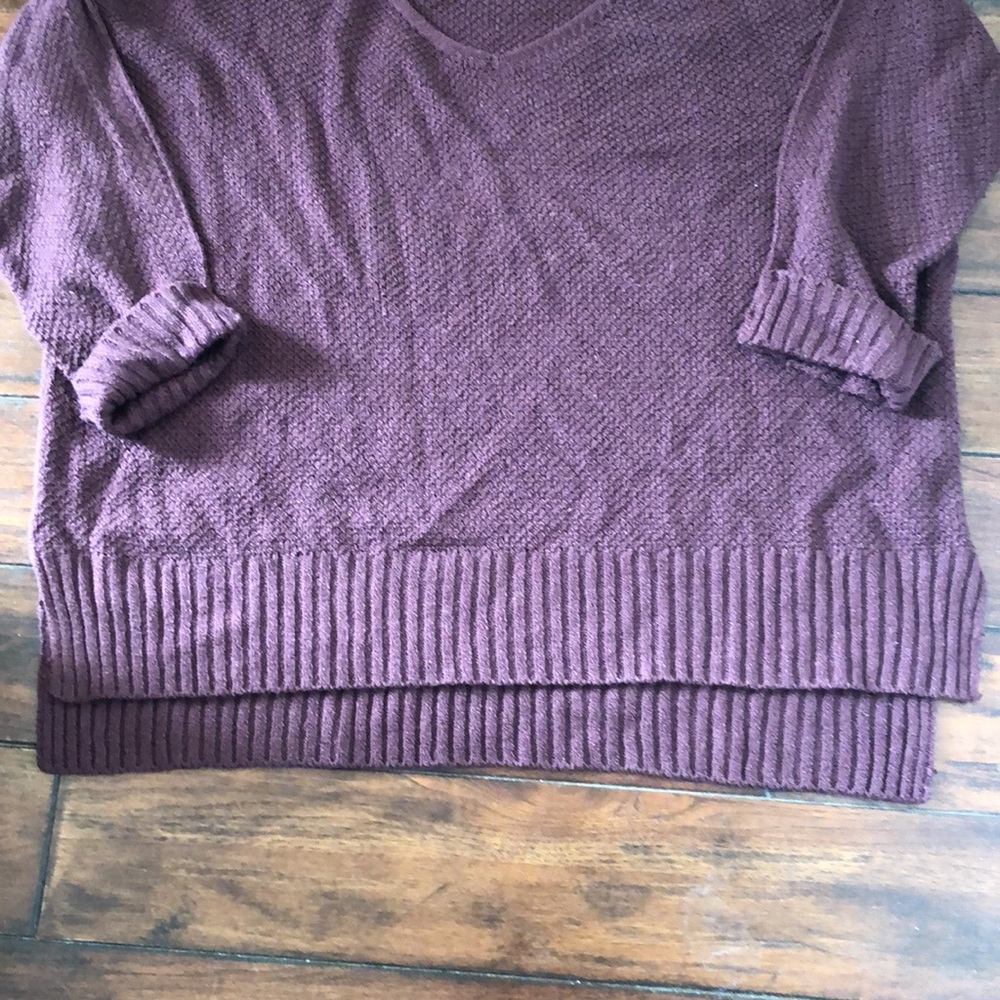 Sweater - Picture 4 of 4